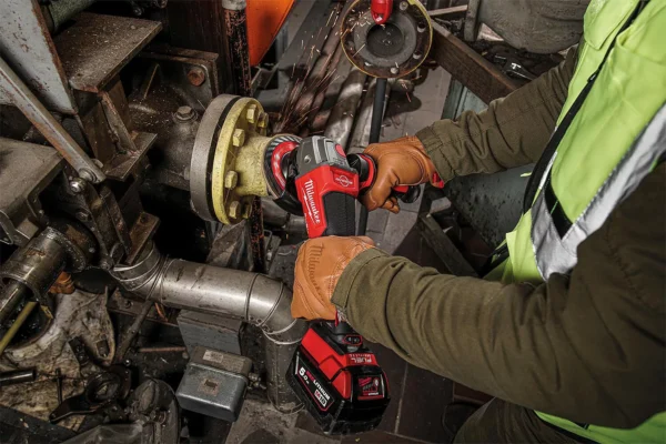 Akumulatorska kutna brusilica Milwaukee M18FSAGV125XPDB-0X, 18 V, bez akumulatora i punjača